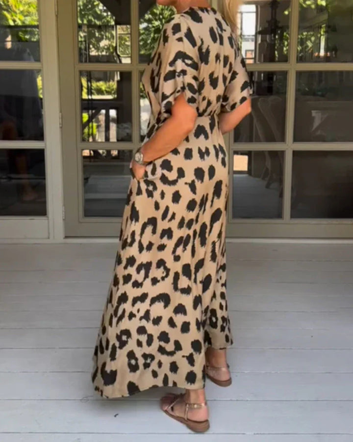 LEO – Leopard Dress