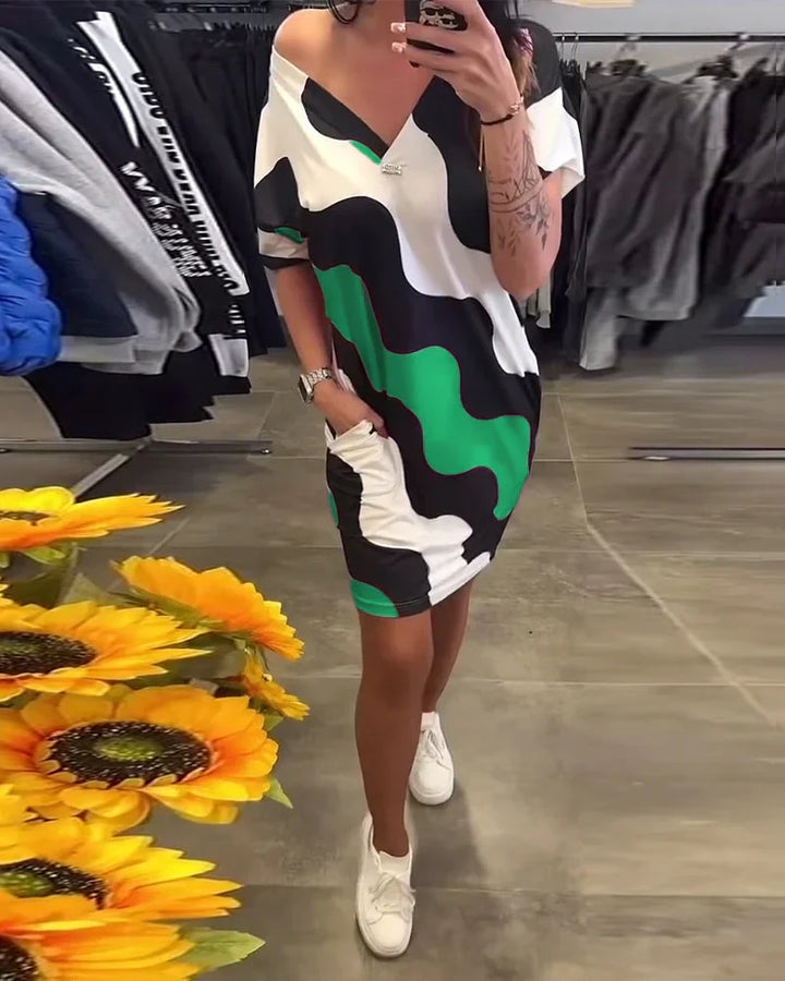 Garance | Flowing Dress Featuring Wave Pattern