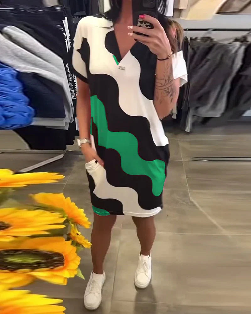 Garance | Flowing Dress Featuring Wave Pattern