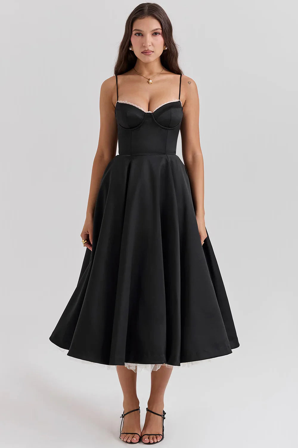Lisa - Elegant Dress