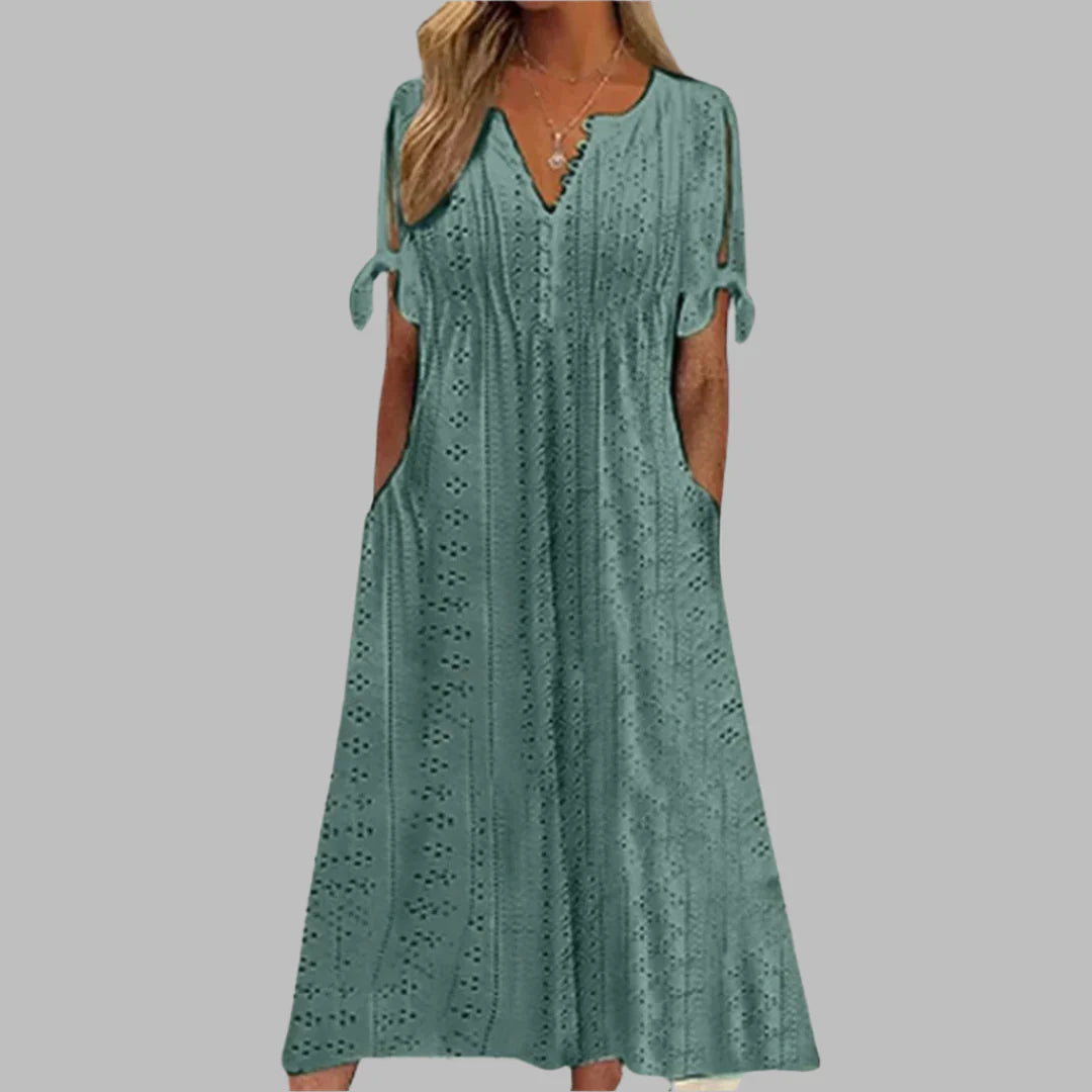 Alice™ - Timeless Chic Dress