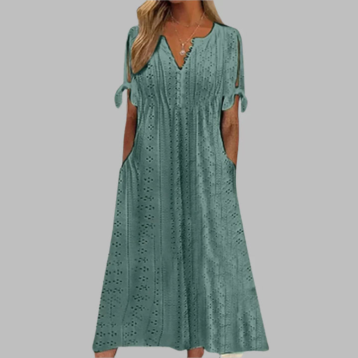 Alice™ - Timeless Chic Dress