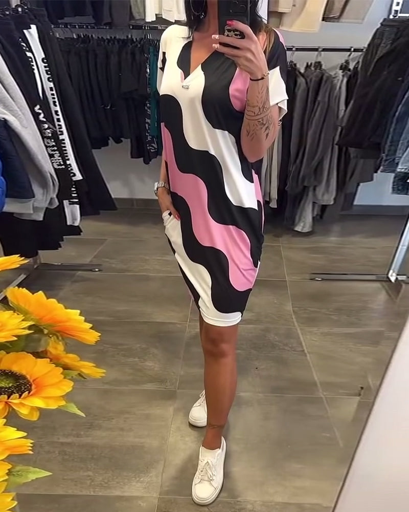 Garance | Flowing Dress Featuring Wave Pattern